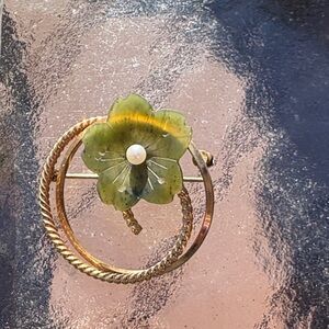 Gold filled and Jade with pearl circular pin